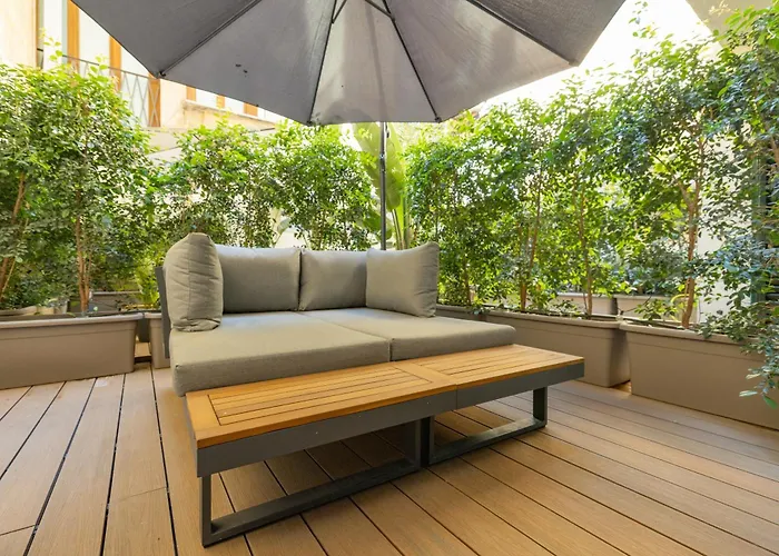 The View - Dolcevite Guest house 4*